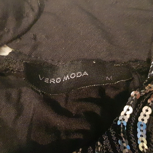 Vero Moda Sleeveless Top - Picture 4 of 4